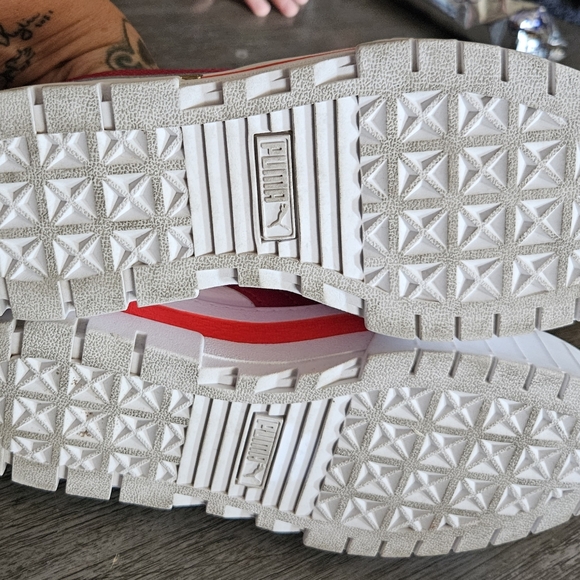 Puma - Picture 6 of 8